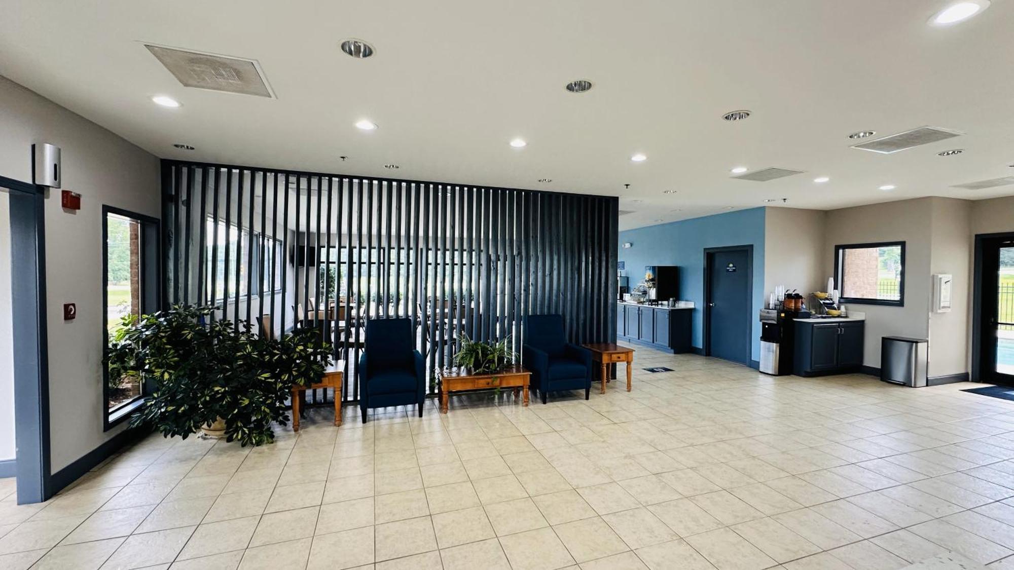 Days Inn & Suites By Wyndham Wynne Exterior photo